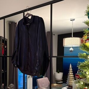 Elegant  blue Button-Up Shirt